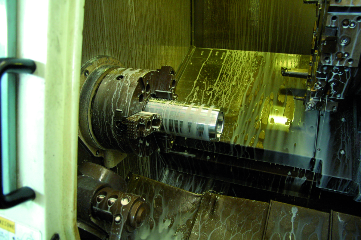 Turning 1 tornitura per la produzione di cuscinetti